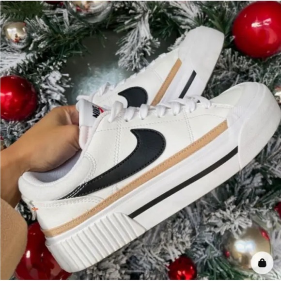 NIKE WOMENS COURT LEGACY LIFT SNEAKER - WHITE - Picture 2 of 5